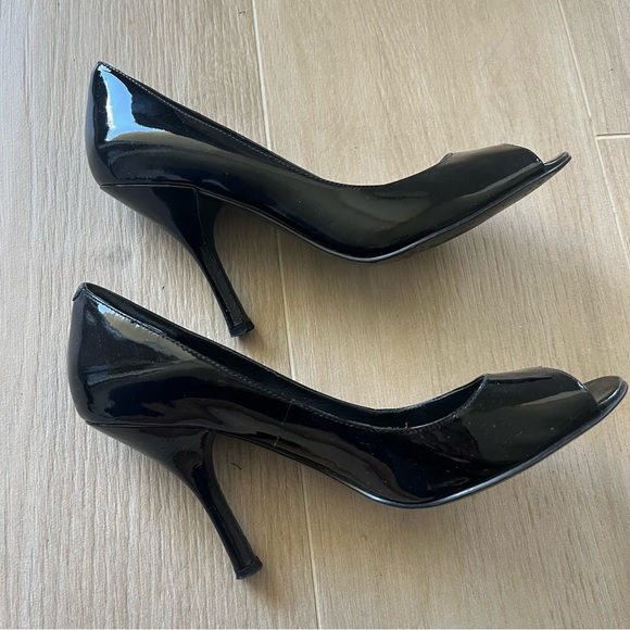 Enzo Angiolini Peep Toe Black Patent Pump Size 7 - Picture 4 of 9